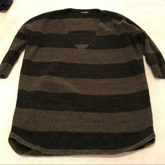 Express V Neck Sweater - Picture 6 of 8